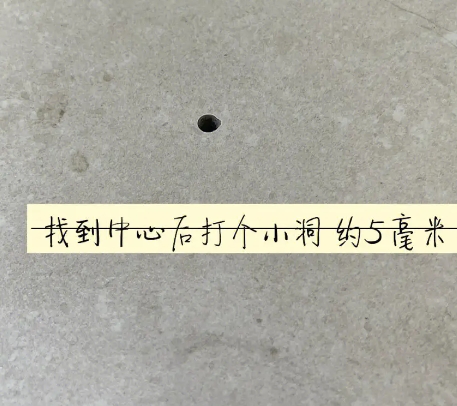 玄武瓷砖空鼓维修公司专业解答在瓷砖铺贴过程中，如果砂料搅拌不均匀，将会带来以下问题